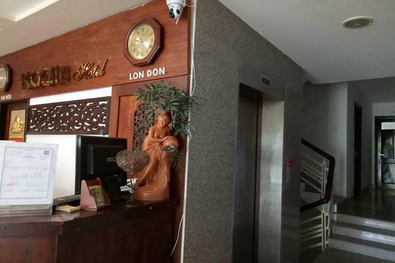 Bloom Hotel Da Nang 0*,  Vietnam